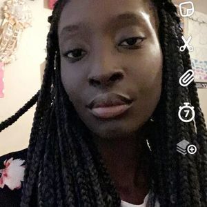 Meet your Posher, Angelique